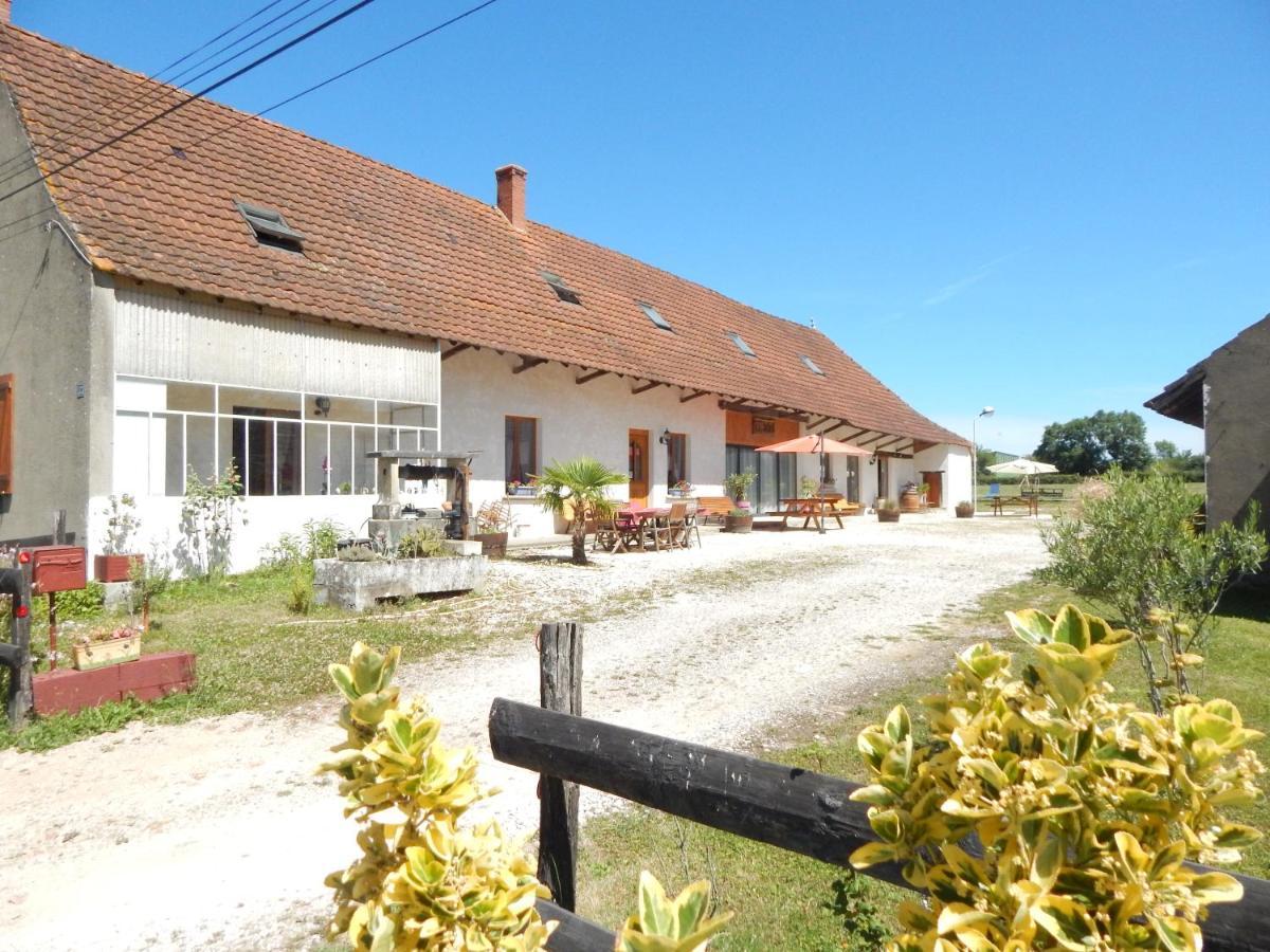 Gite Chez Marcel Et Bea La Chapelle-Saint-Sauveur  Exteriör bild
